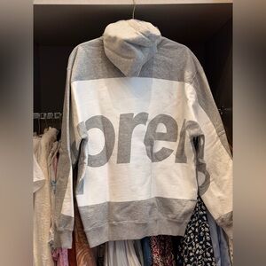 Supreme BIG Logo Hooded Sweatshirt, Heather Grey, Size Medium, NWOT, Price Firm